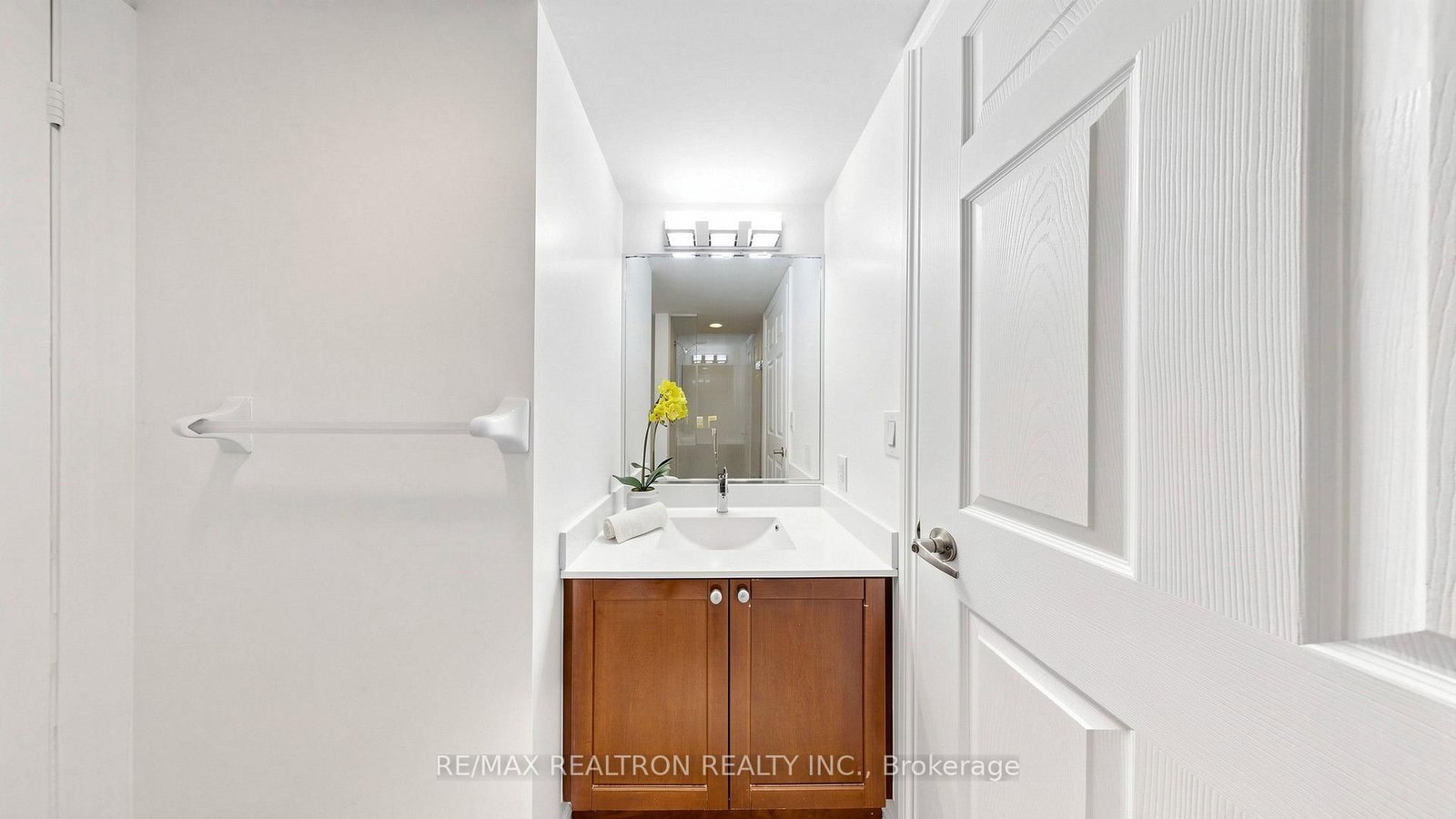 761 Bay Street • #1212 • Toronto, ON photo 23