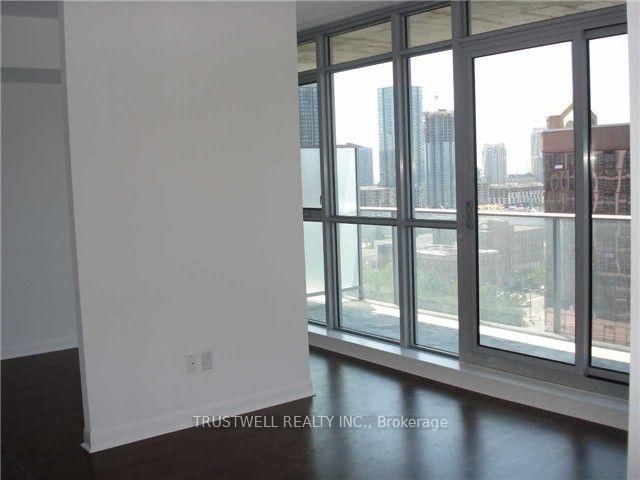 1510 - 375 King Street W