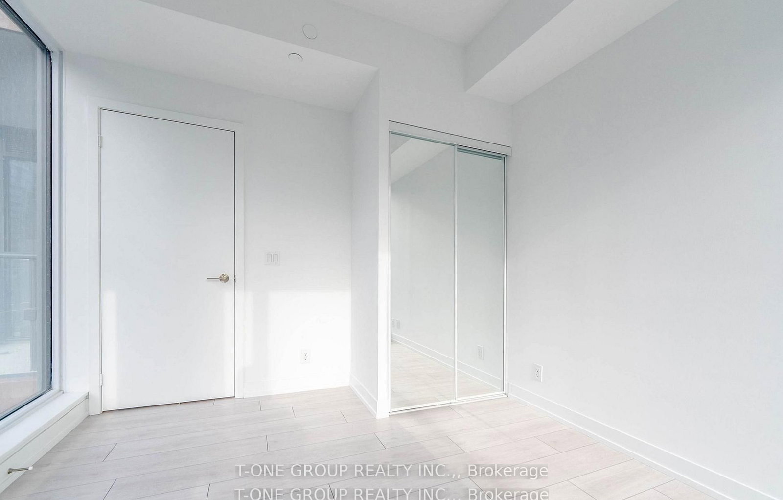 55 Mercer Street • #1202 • Toronto, ON photo 20