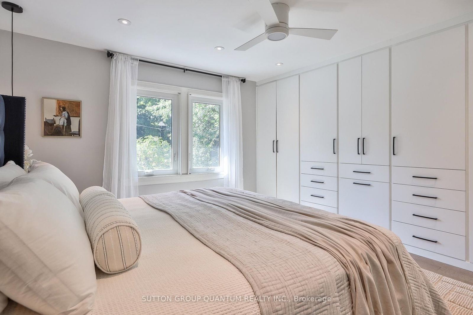 110 Castlefield Avenue • Toronto, ON photo 27