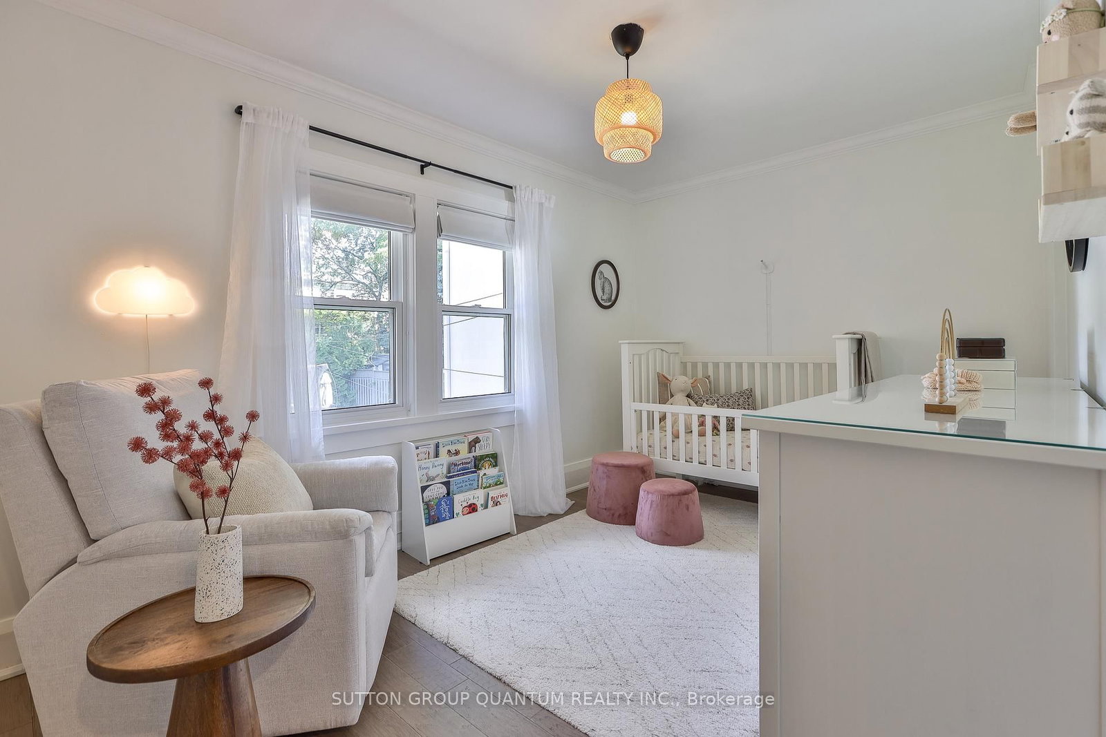 110 Castlefield Avenue • Toronto, ON photo 30