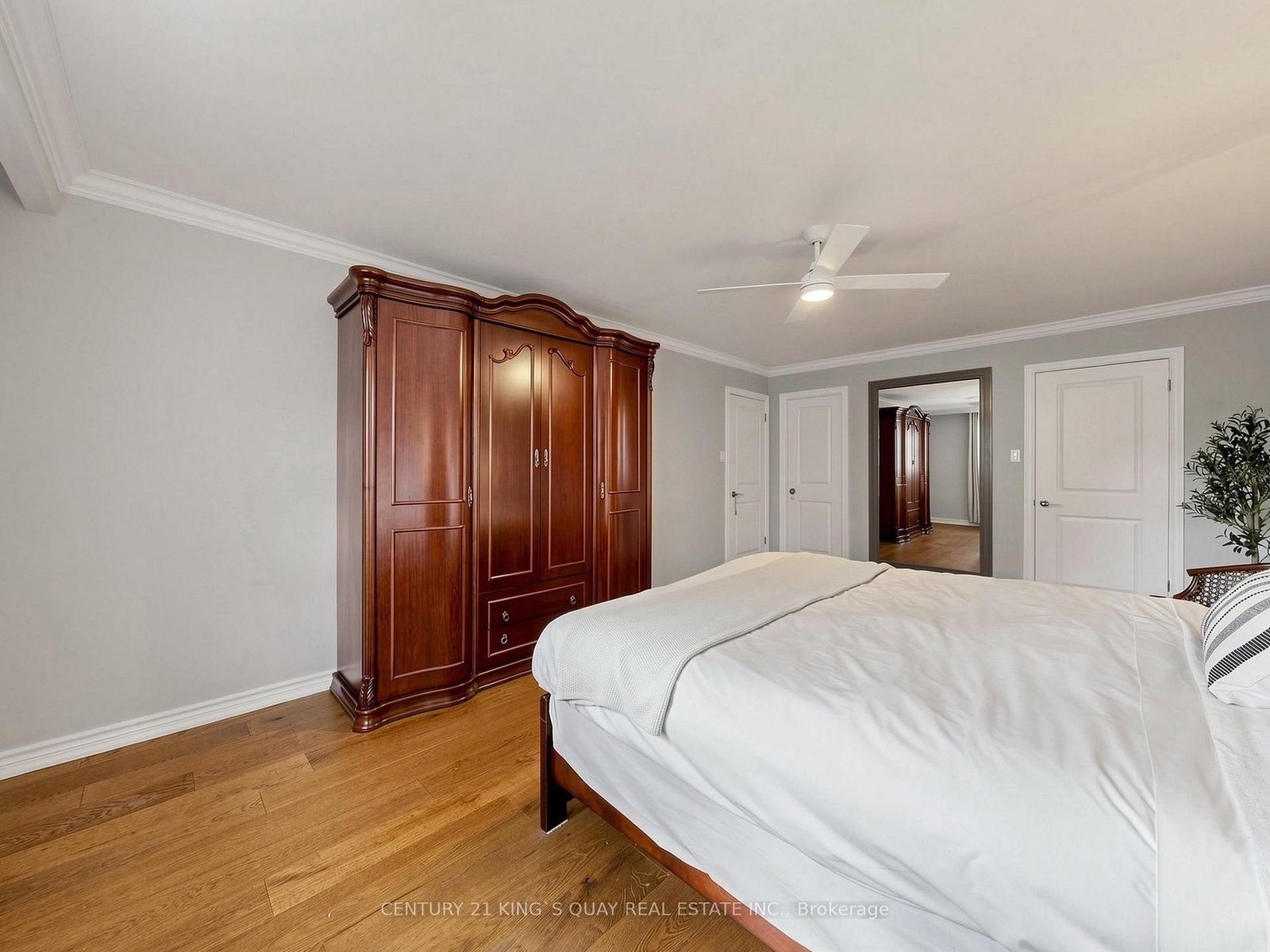 22 Mistflower Road • Toronto, ON photo 24
