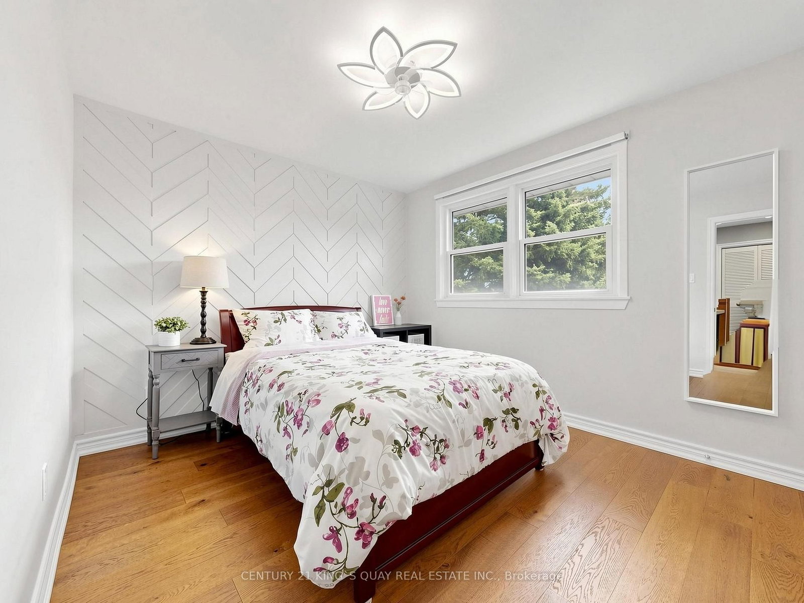 22 Mistflower Road • Toronto, ON photo 26