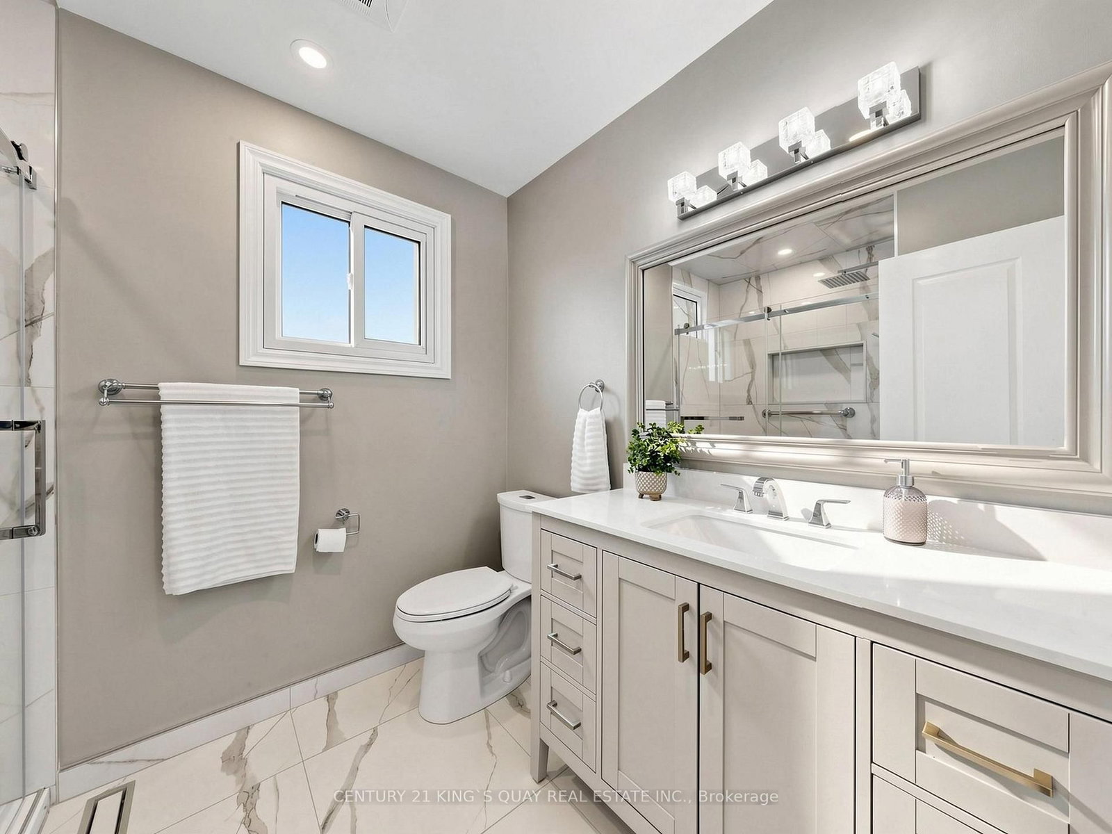 22 Mistflower Road • Toronto, ON photo 30