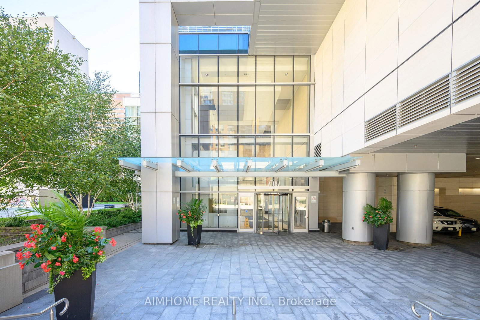 386 Yonge Street • #1405 • Toronto, ON photo 3