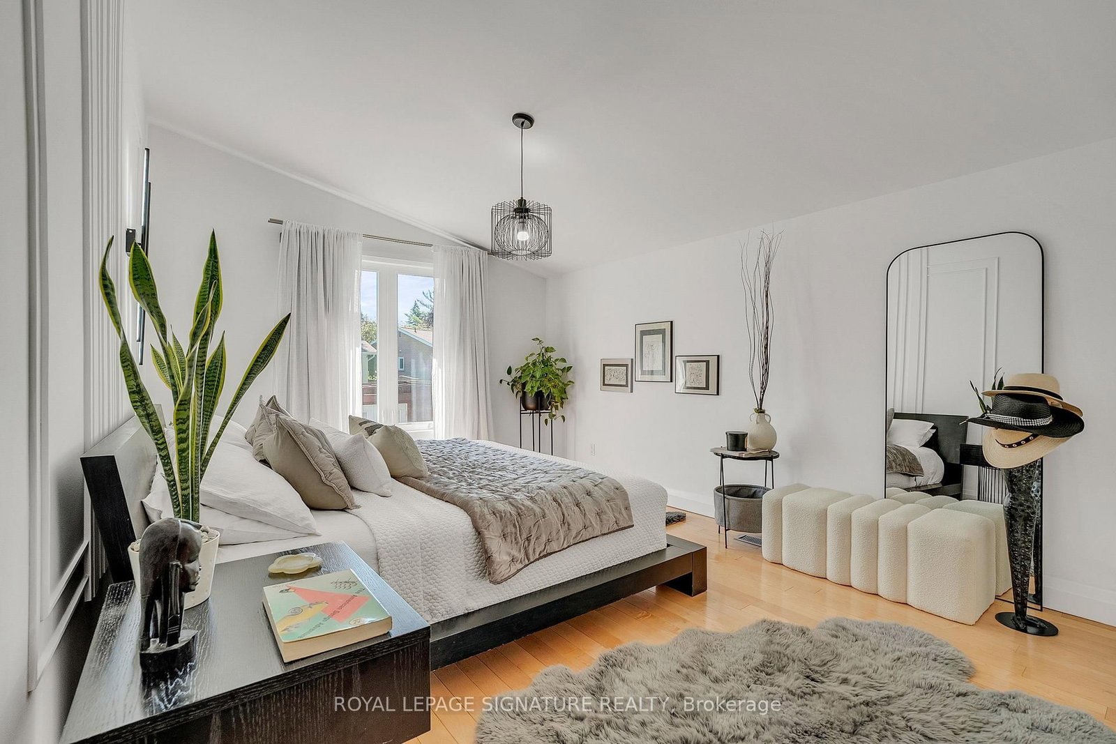 17 Kestell Lane • Toronto, ON photo 16