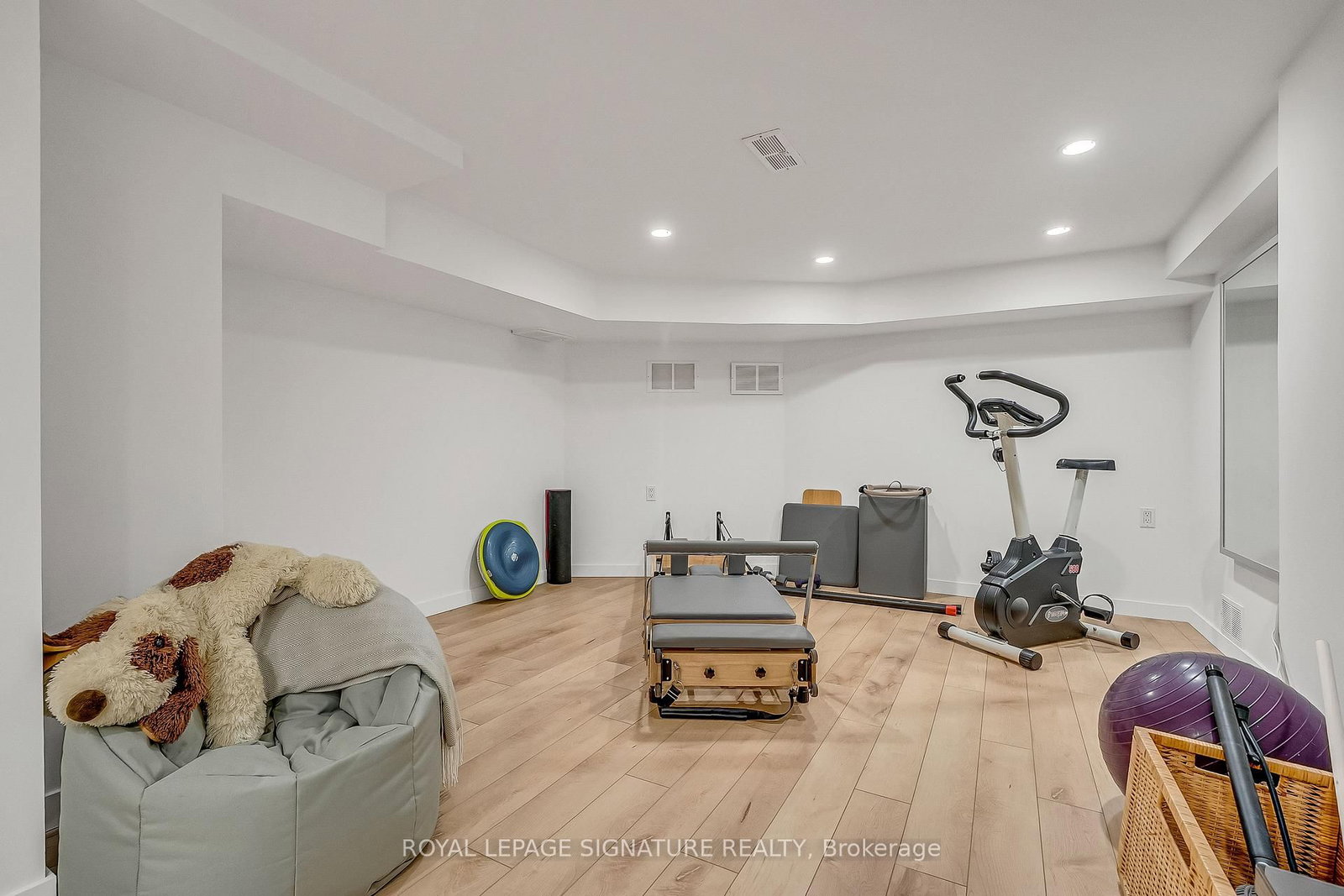 17 Kestell Lane • Toronto, ON photo 34