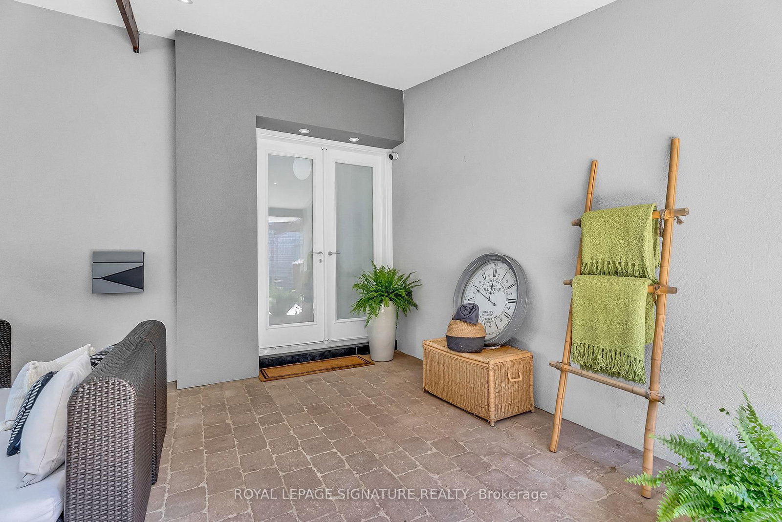17 Kestell Lane • Toronto, ON photo 5
