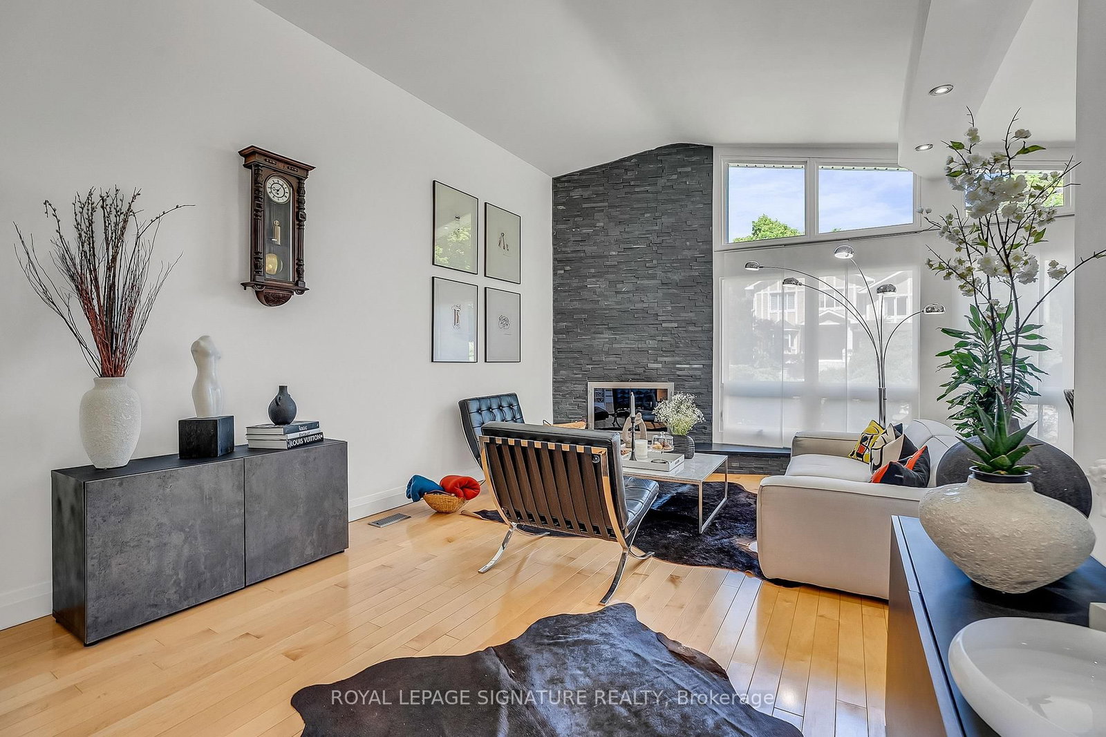 17 Kestell Lane • Toronto, ON photo 8