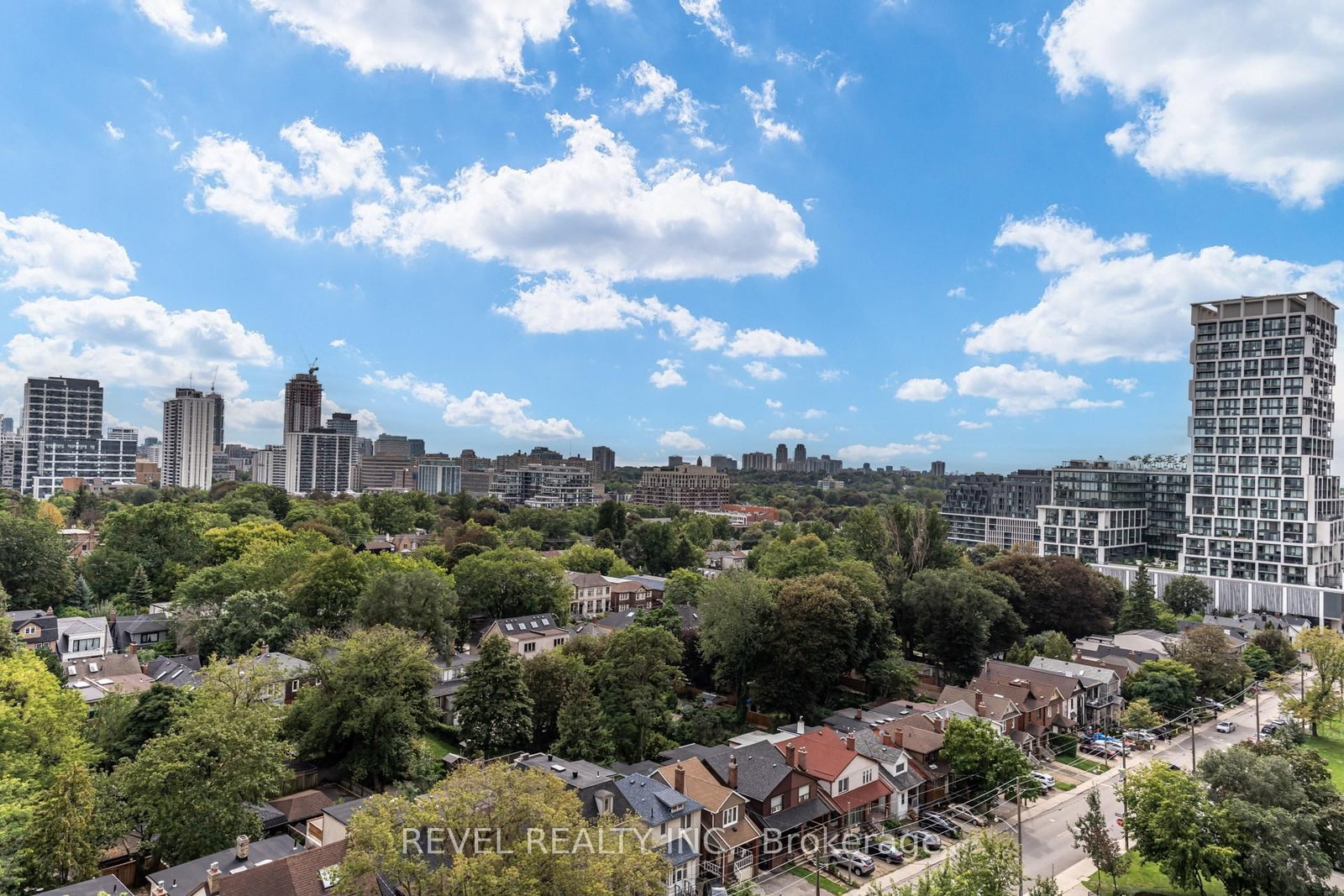 11 Lillian Street • #1107 • Toronto, ON photo 22