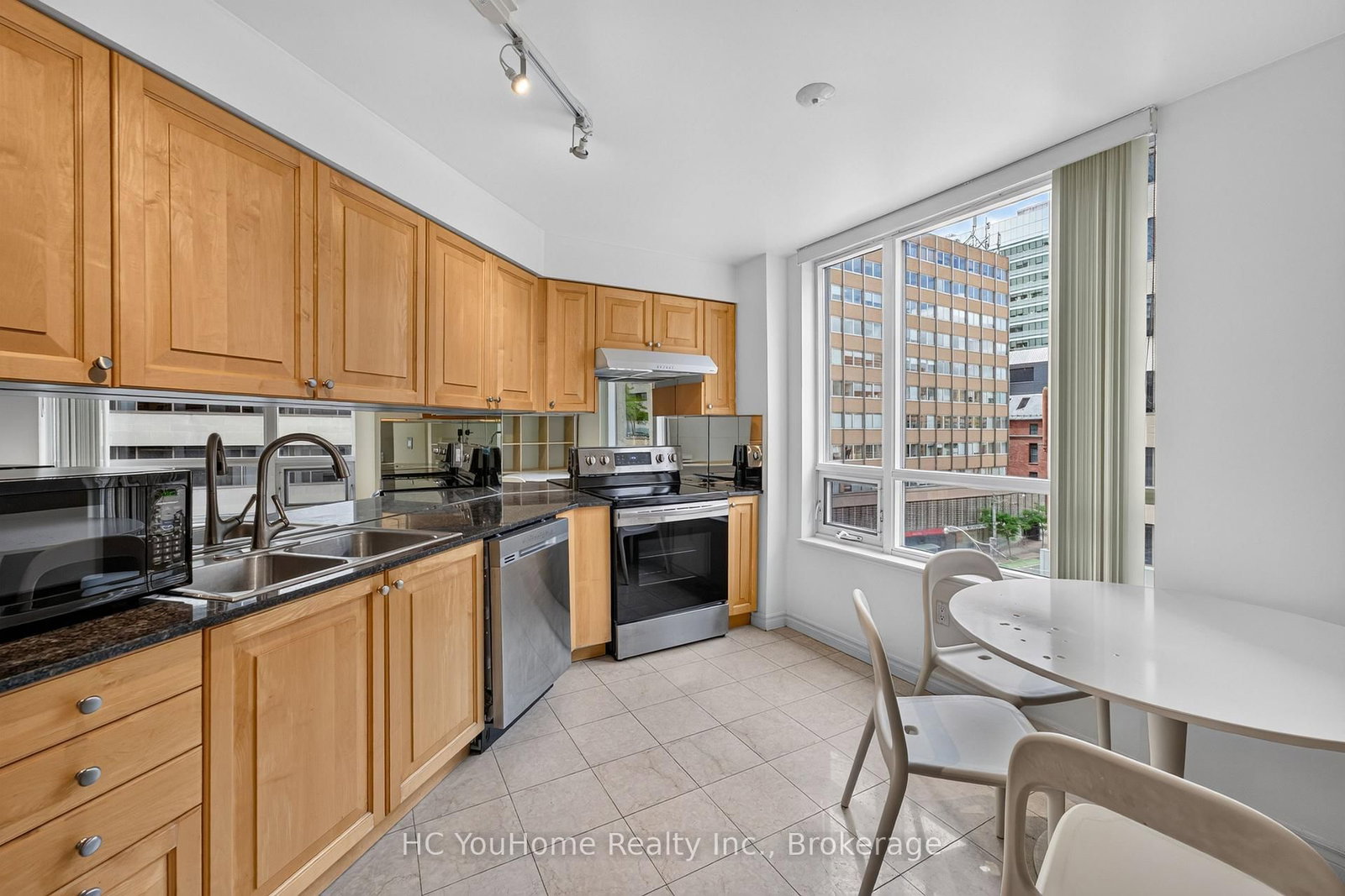 801 Bay Toronto,ON M5S 1Y9 — Photo 6