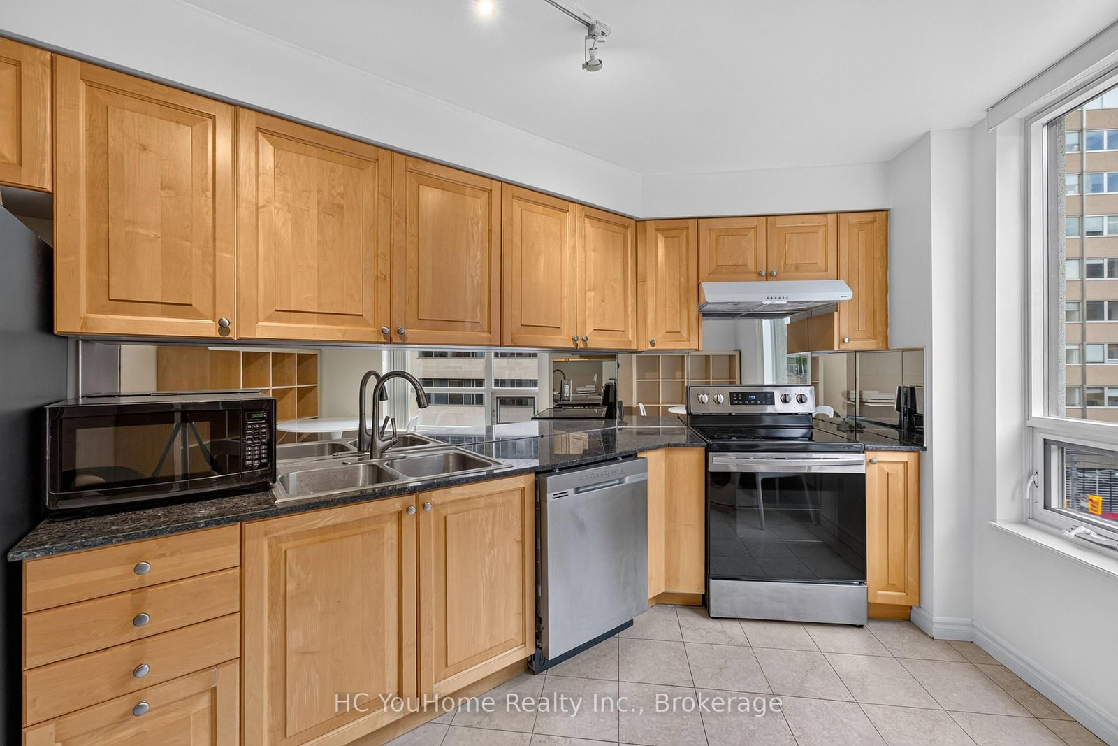 801 Bay Toronto,ON M5S 1Y9 — Photo 7