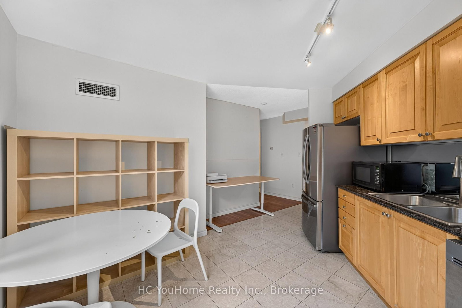801 Bay Toronto,ON M5S 1Y9 — Photo 8