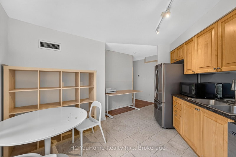801 Bay Toronto,ON M5S 1Y9 — Photo 8