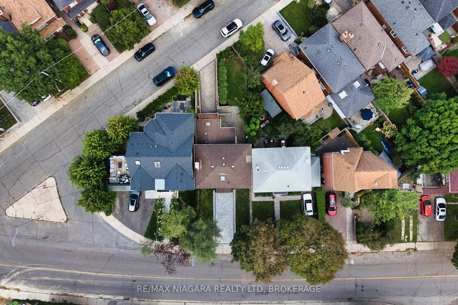 38 Yonge Boulevard • Toronto, ON photo 48