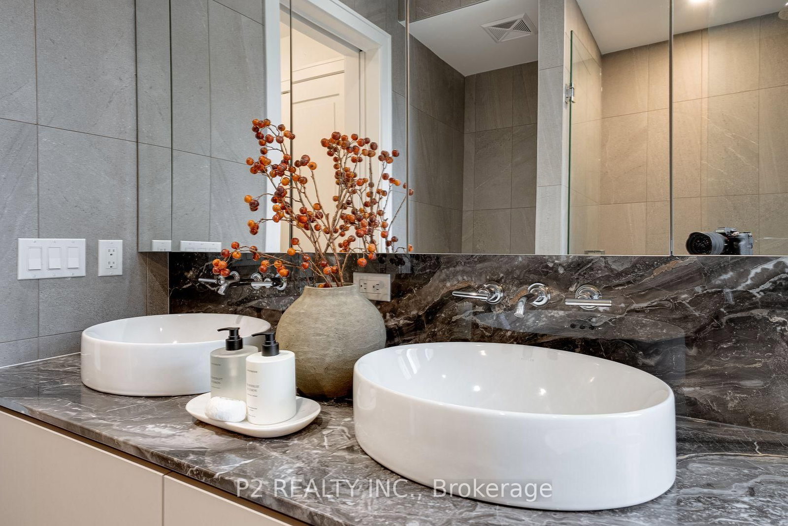 2 Forest Hill • #208 • Toronto, ON photo 12