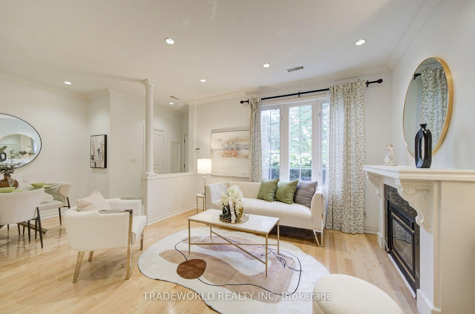 37 Avondale Avenue • #513 • Toronto, ON photo 12