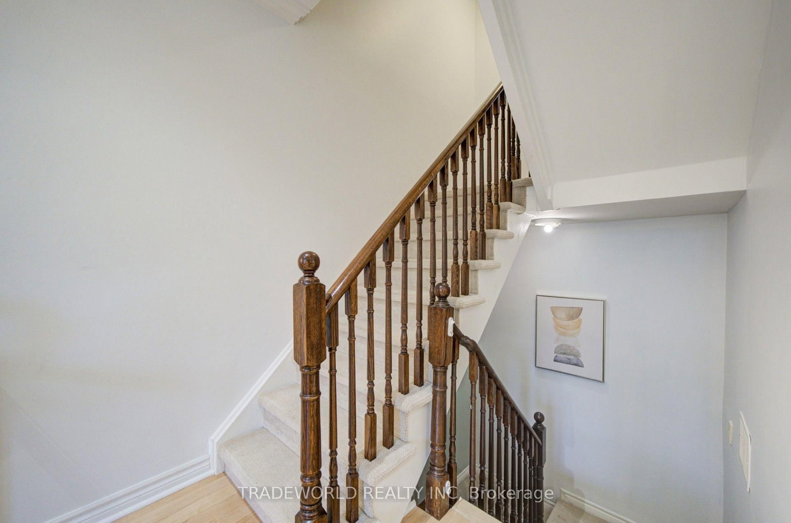 37 Avondale Avenue • #513 • Toronto, ON photo 14