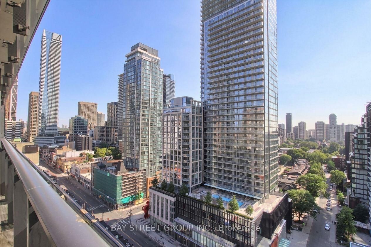 5 St Joseph Street • #1511 • Toronto, ON photo 25