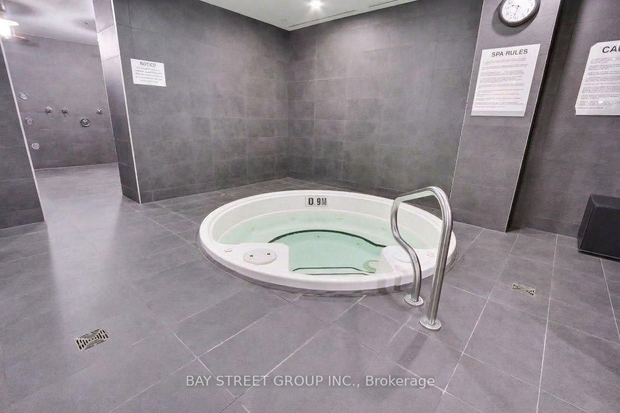 5 St Joseph Street • #1511 • Toronto, ON photo 31