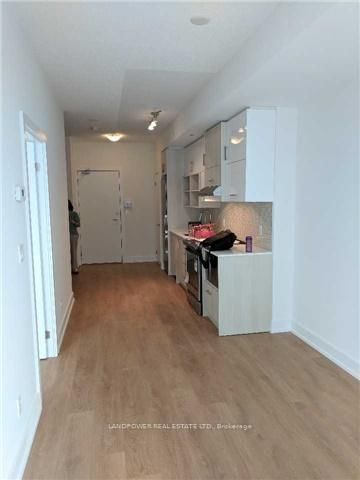 150 Fairview Mall Dr photo 5