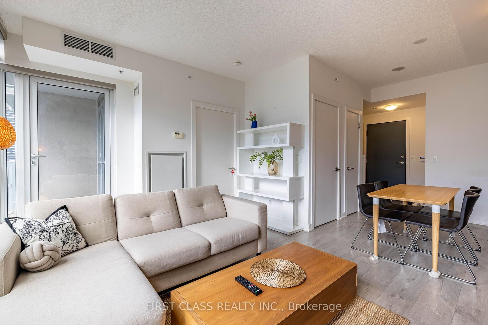 199 Richmond St W Street • #1105 • Toronto, ON photo 11