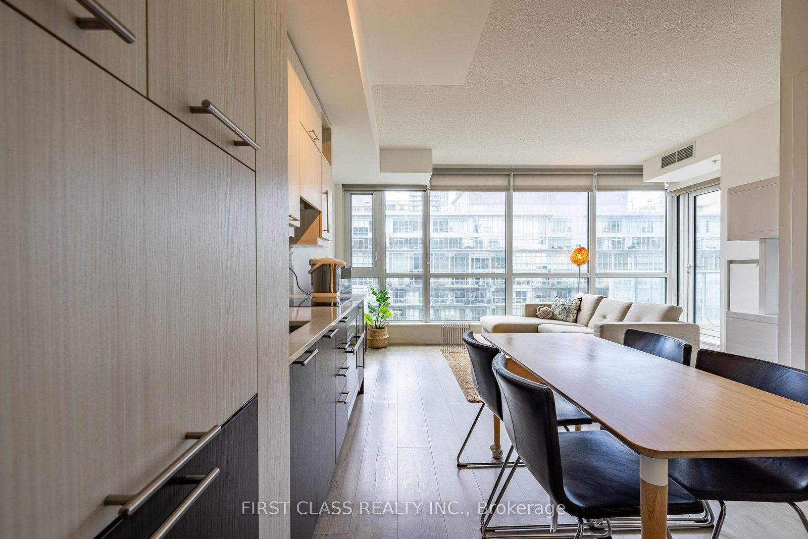 199 Richmond St W Street • #1105 • Toronto, ON photo 13