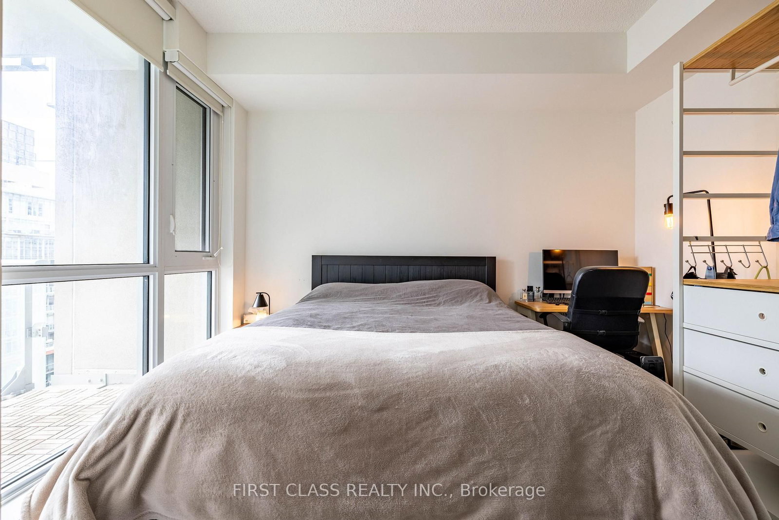 199 Richmond St W Street • #1105 • Toronto, ON photo 18