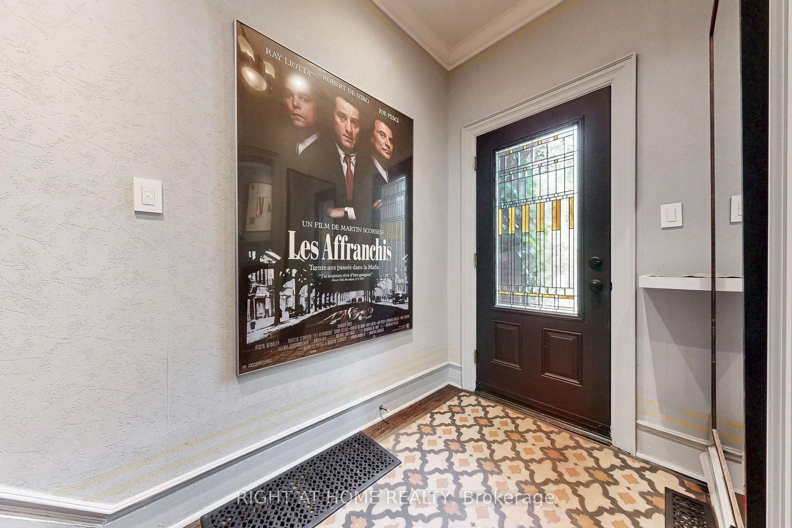 440 Sackville Street • Toronto, ON photo 4