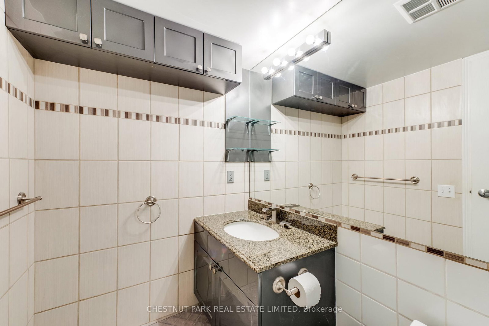 140 Bathurst Street • #TH8 • Toronto, ON photo 32