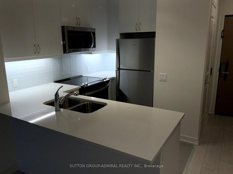 4955 Yonge Toronto,ON M2N 5N6 — Photo 6