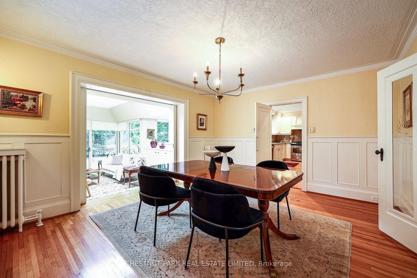 98 St. Leonards Avenue • Toronto, ON photo 14