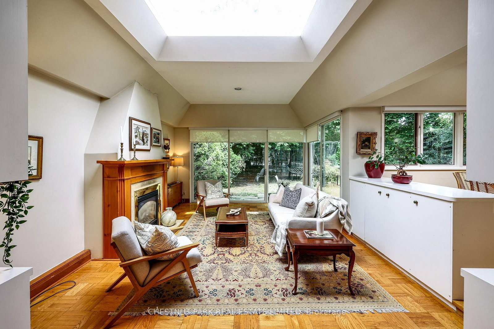 98 St. Leonards Avenue • Toronto, ON photo 15