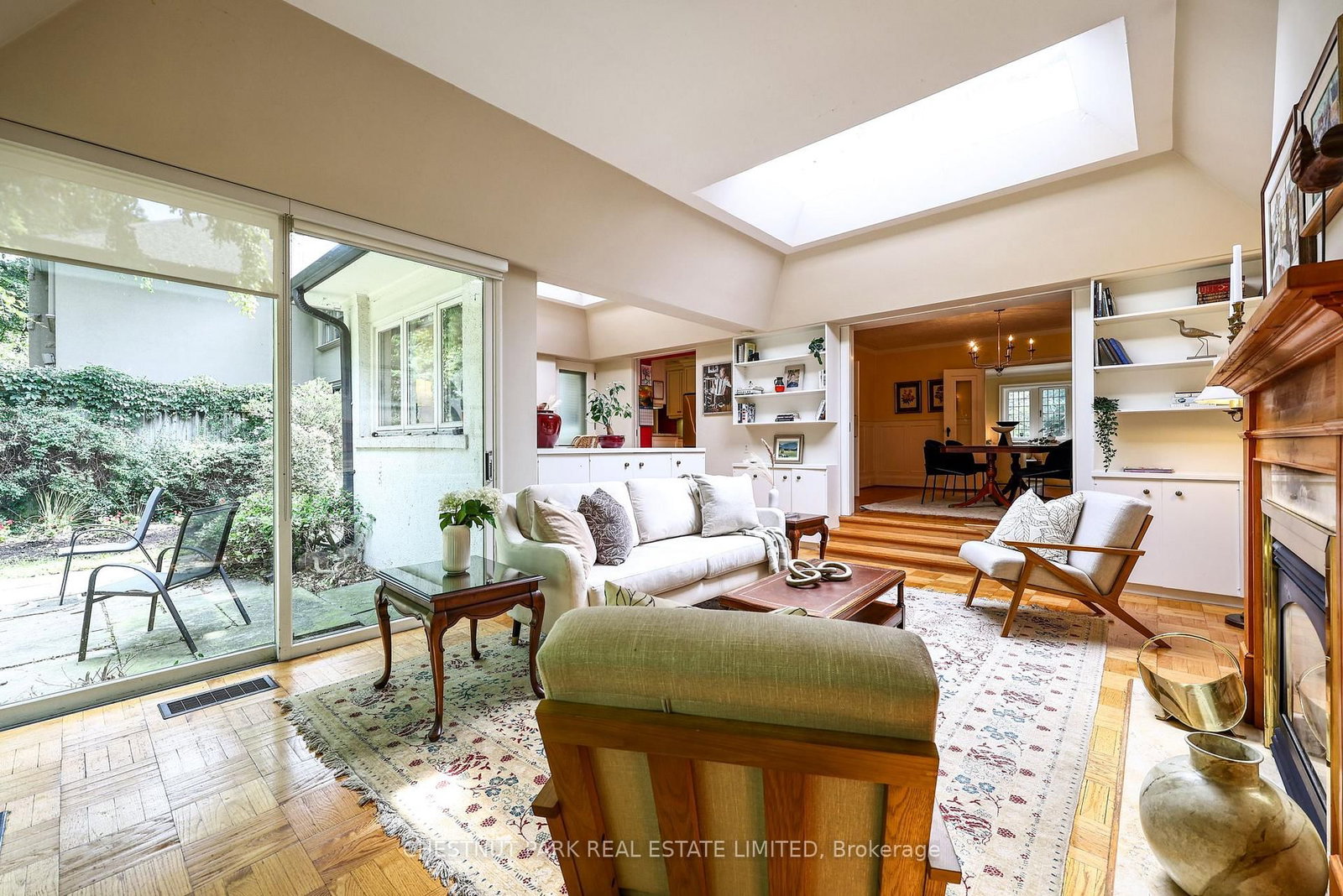 98 St. Leonards Avenue • Toronto, ON photo 19