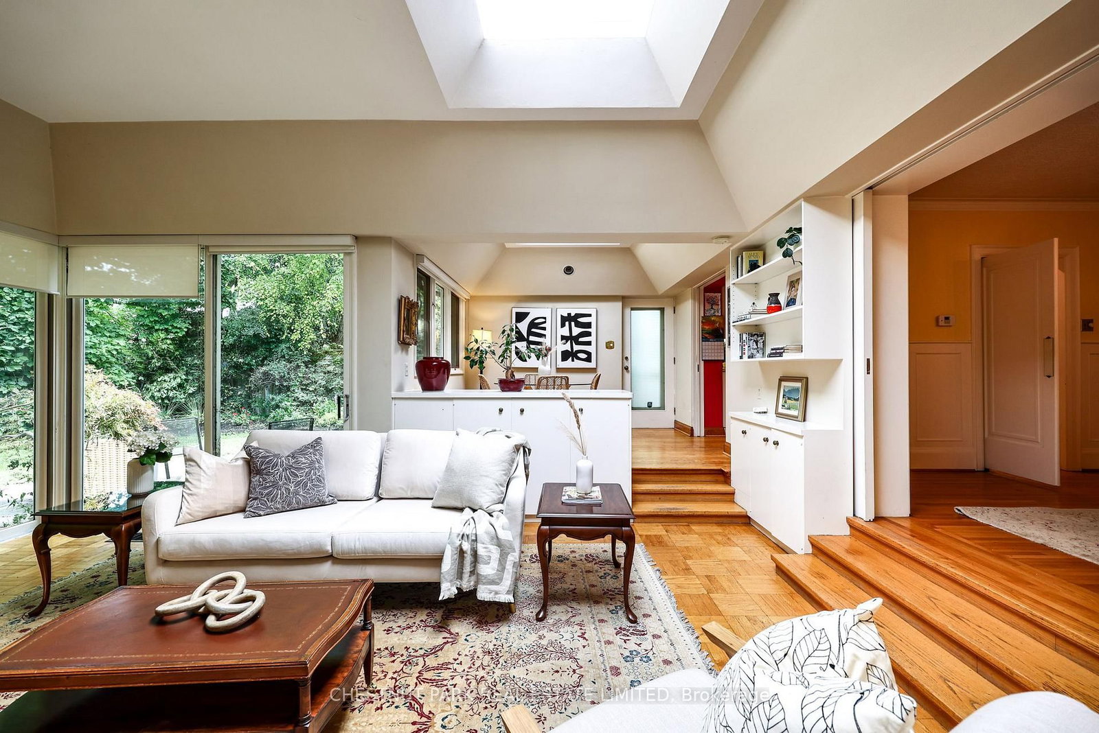 98 St. Leonards Avenue • Toronto, ON photo 20