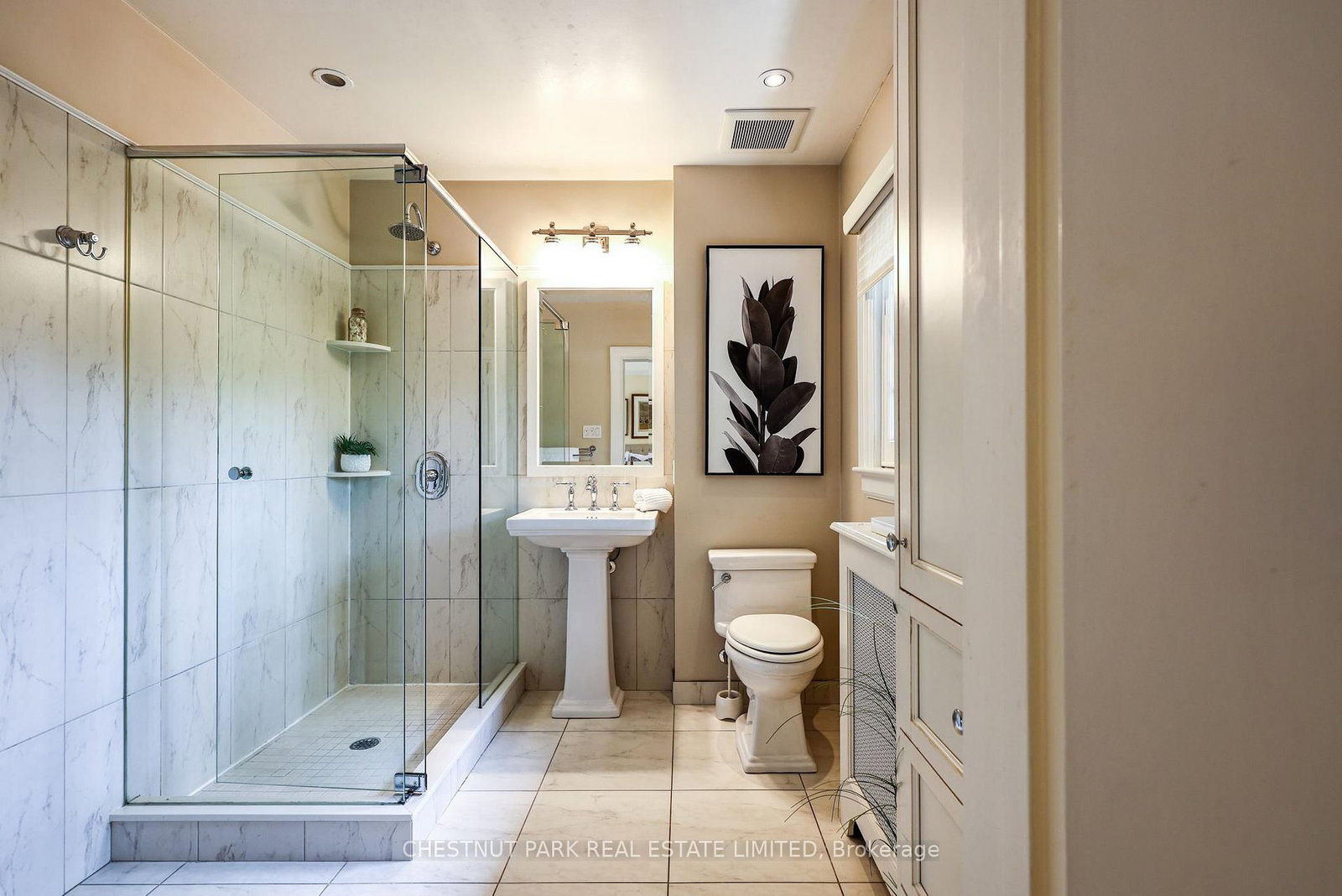98 St. Leonards Avenue • Toronto, ON photo 34