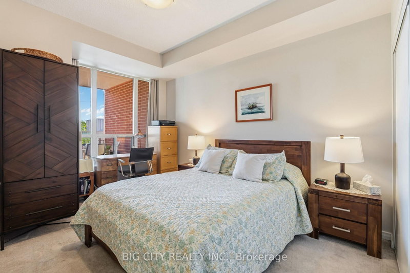 455 Rosewell Toronto,ON M4R 2H9 — Photo 13