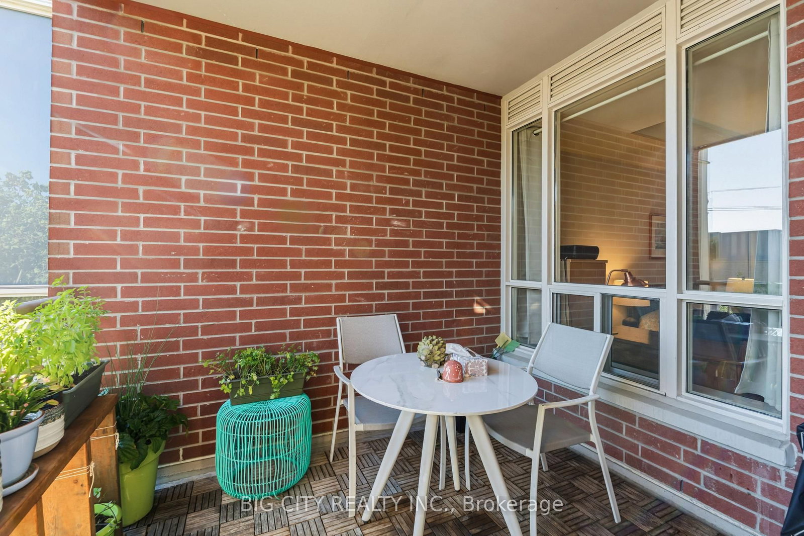 455 Rosewell Avenue • #412 • Toronto, ON photo 17