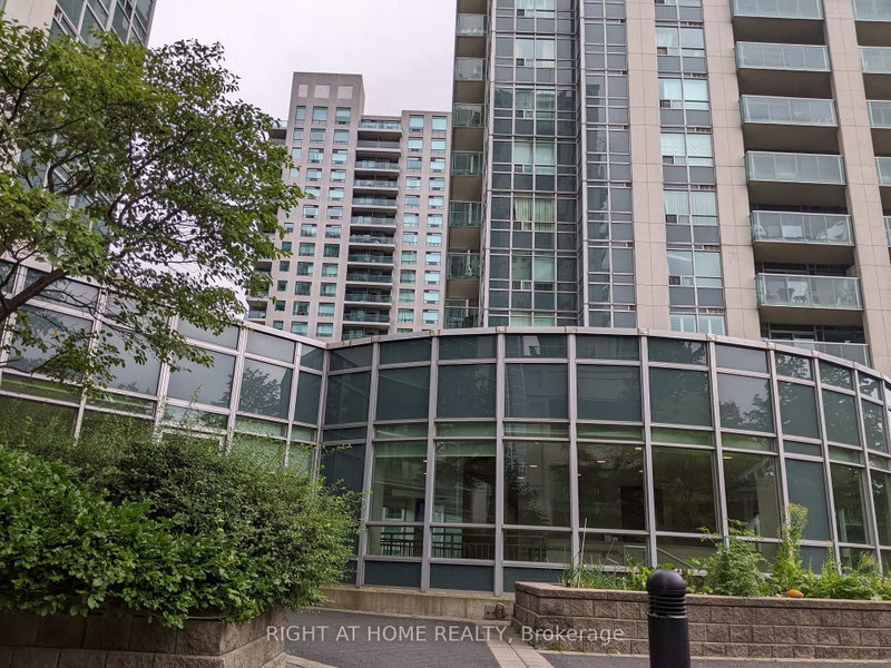 1608 - 18 Harrison Garden Boulevard