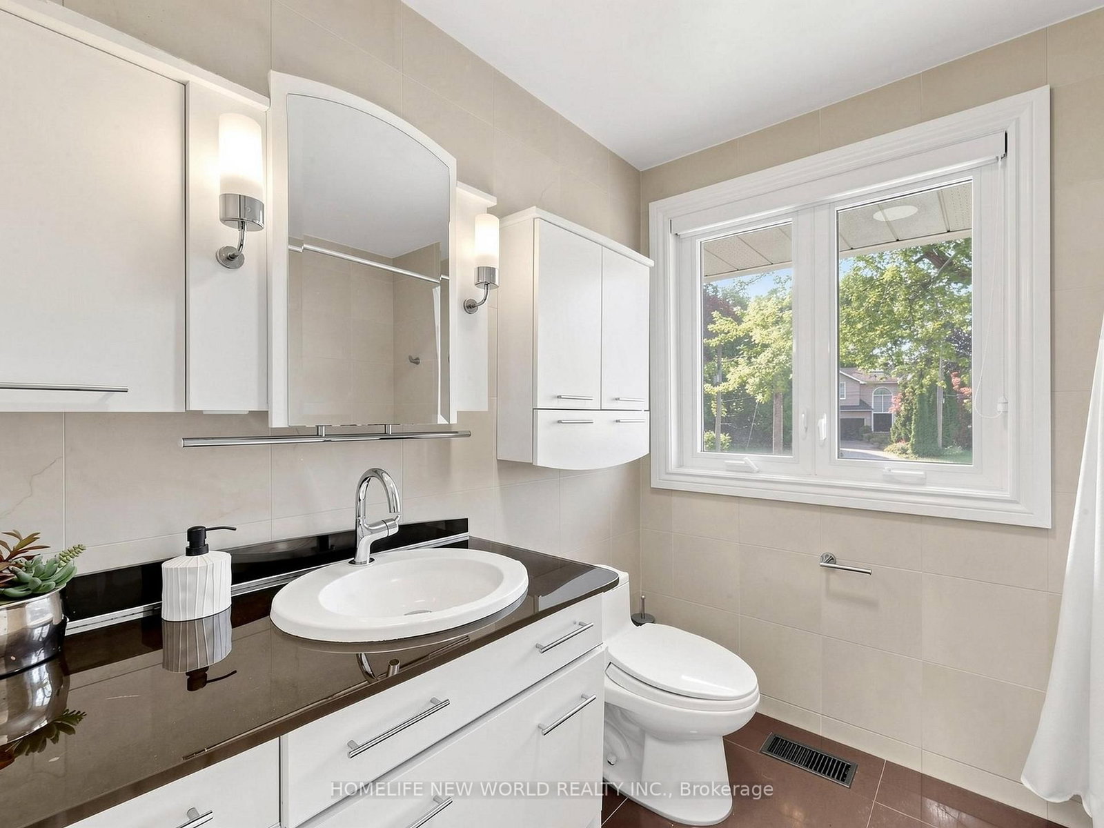 5 Alderdale Court • Toronto, ON photo 27