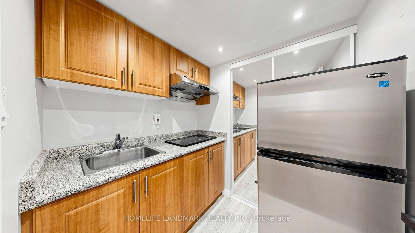 41 Angus Drive • Toronto, ON photo 13