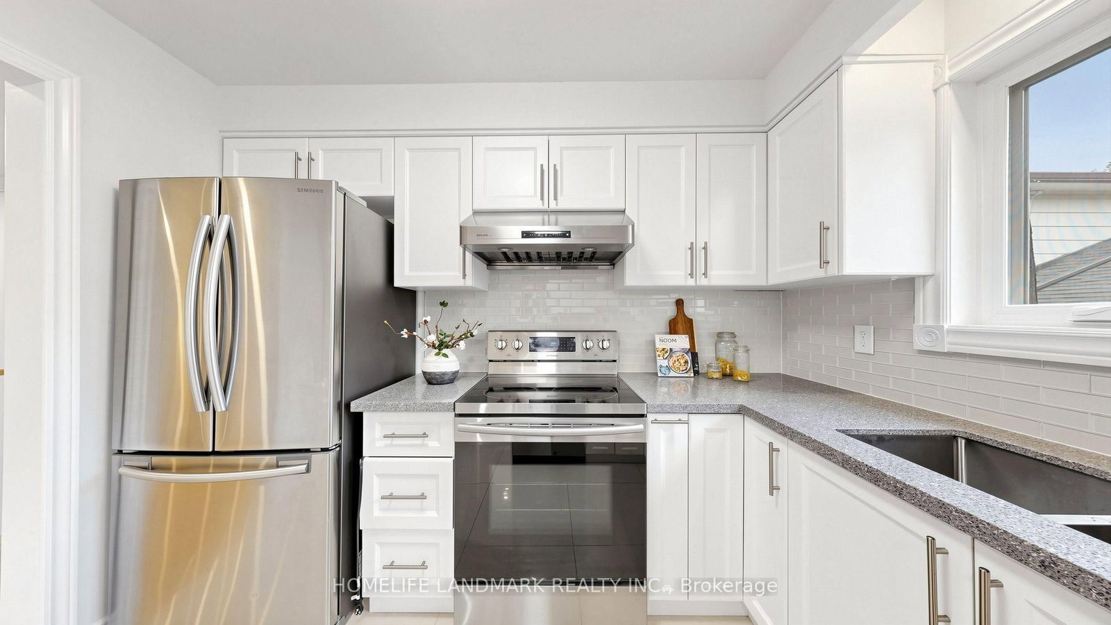 41 Angus Drive • Toronto, ON photo 32