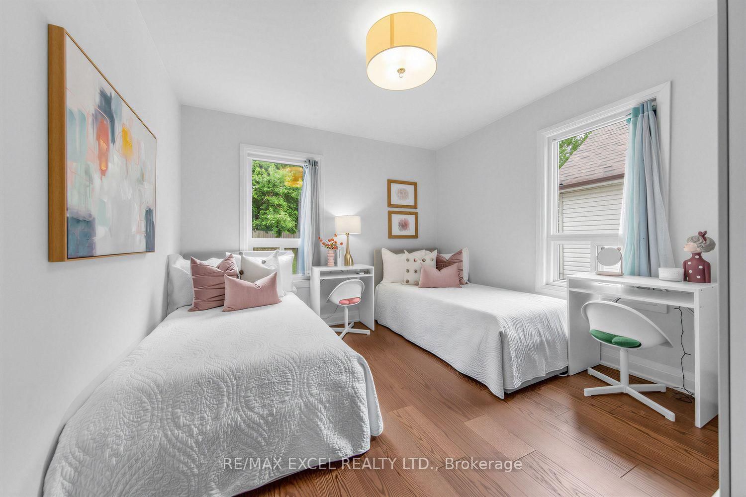 165 Winona Drive • Toronto, ON photo 9