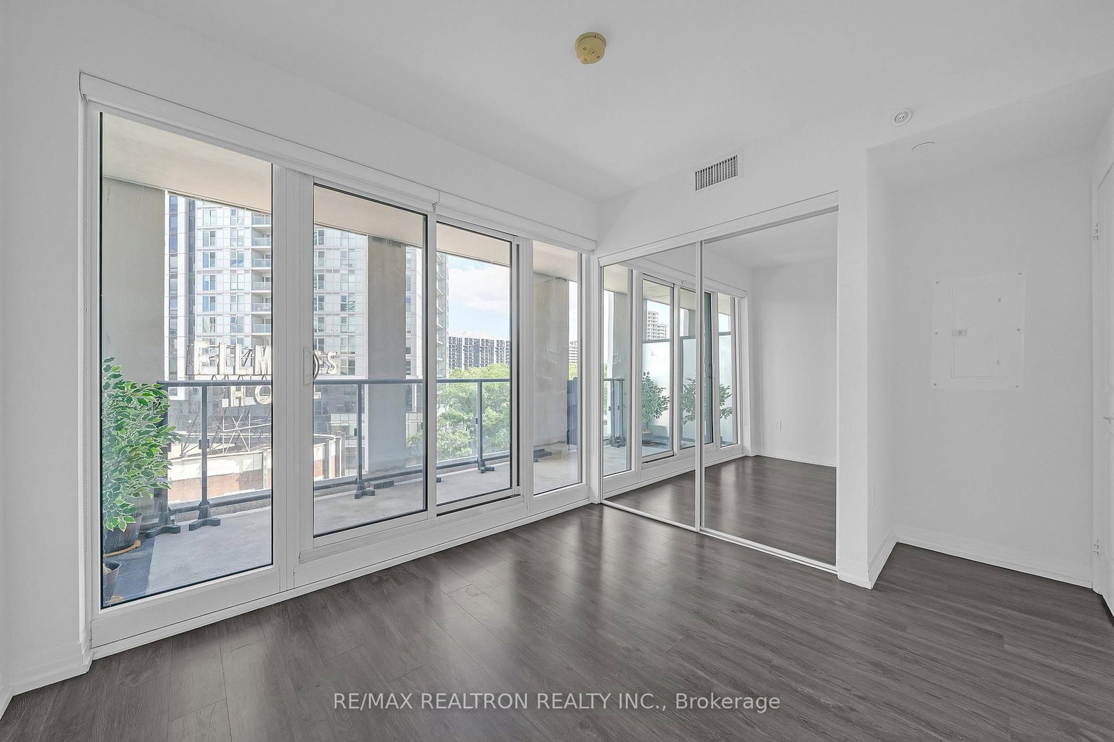 251 Jarvis Street • #514 • Toronto, ON photo 14