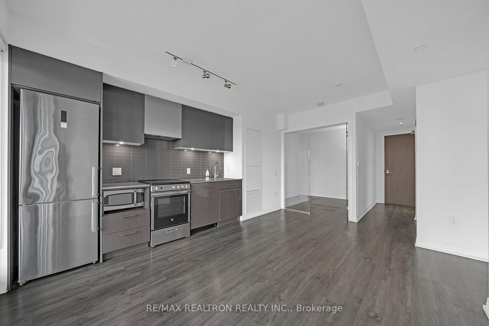 251 Jarvis Street • #514 • Toronto, ON photo 8