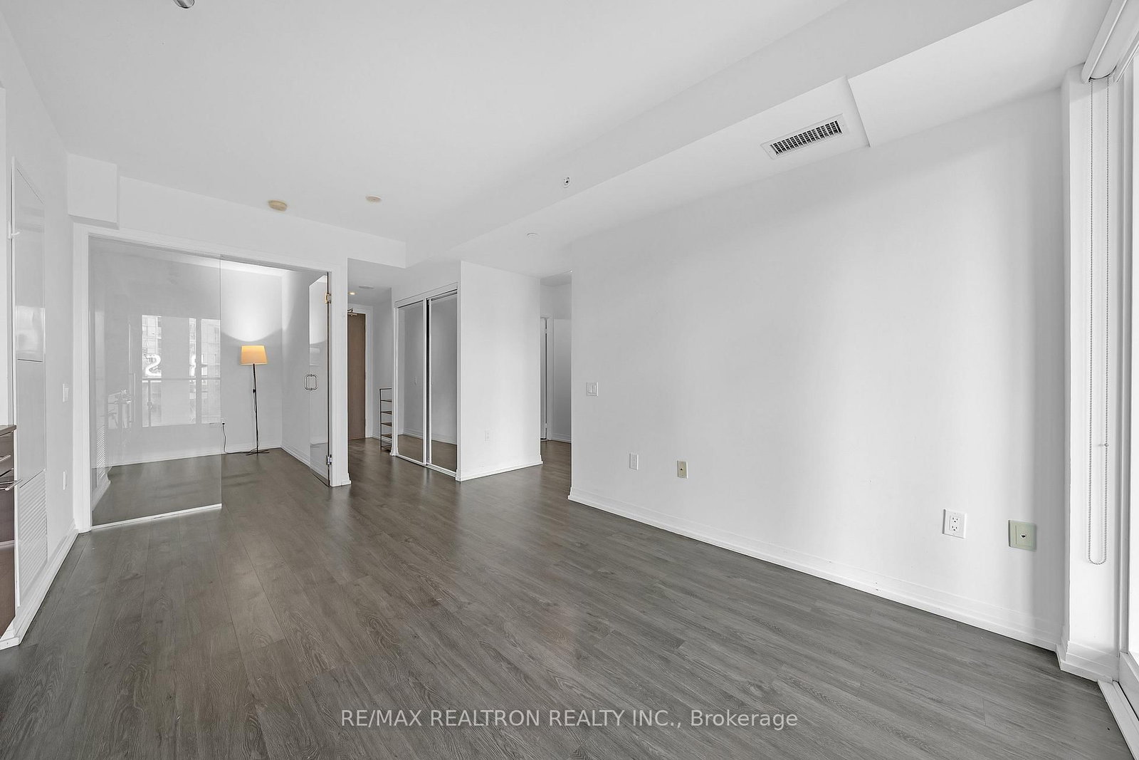 251 Jarvis Street • #514 • Toronto, ON photo 9