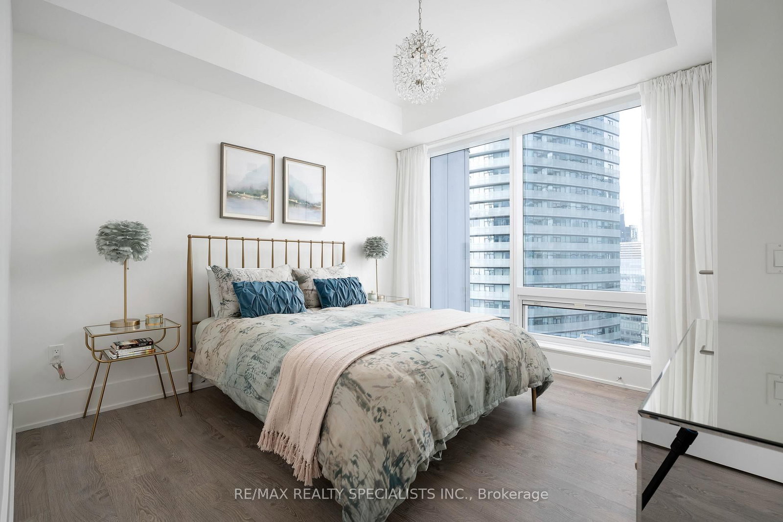 10 York Street • #4303 • Toronto, ON photo 15