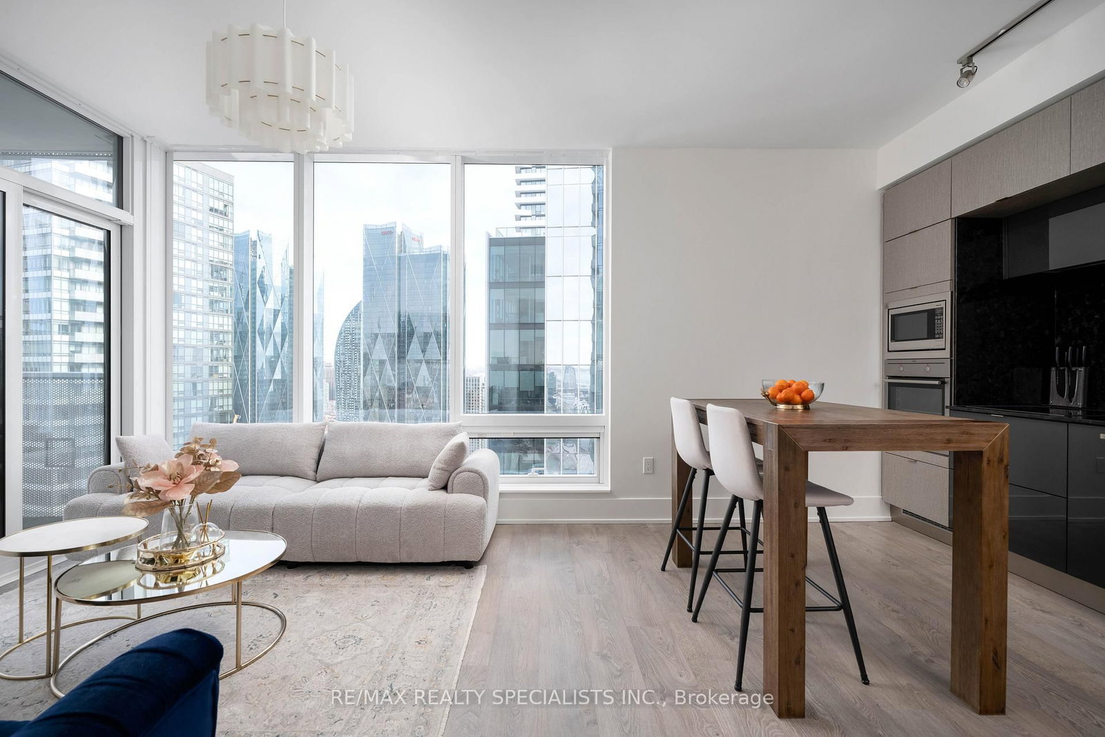 10 York Street • #4303 • Toronto, ON photo 9