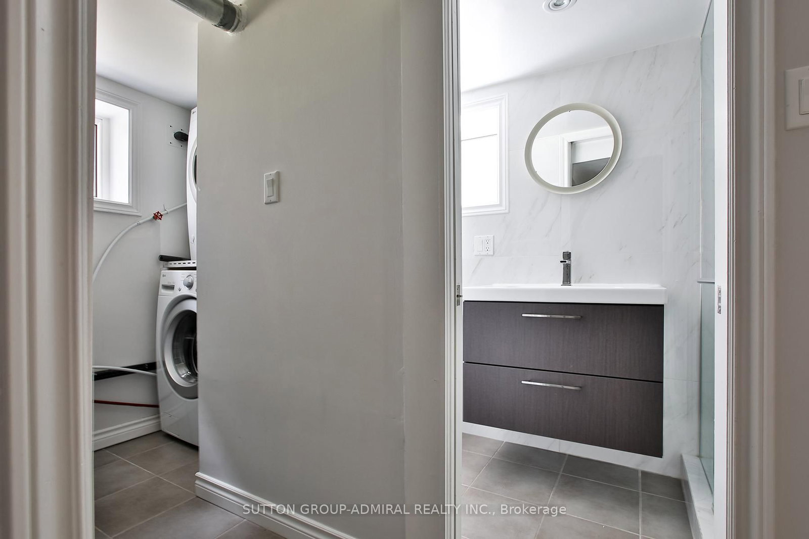 33 Regina Avenue • Toronto, ON photo 30