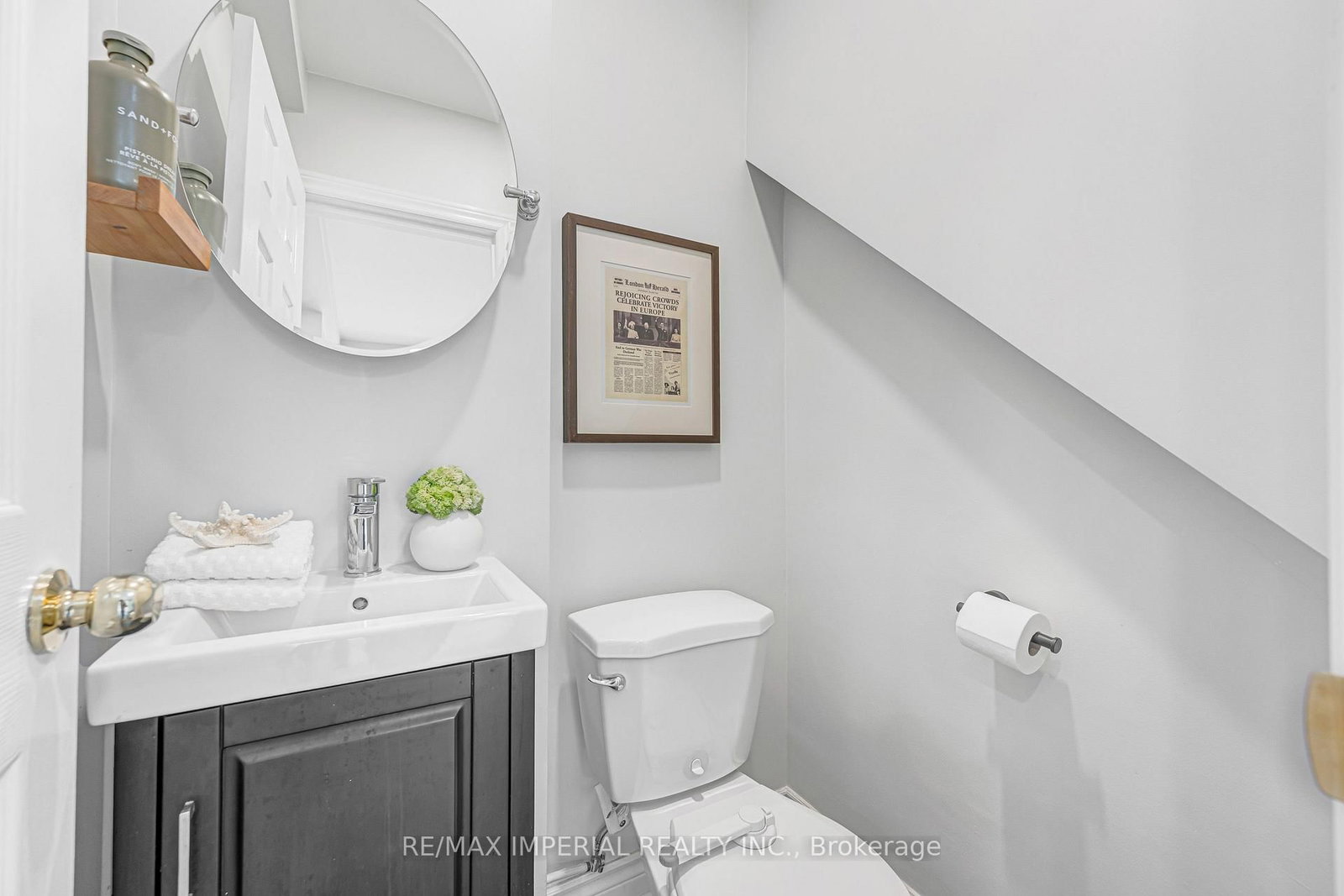 609 Millwood Road • Toronto, ON photo 15